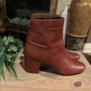 Cole Haan Leather Ankle Boots. Size 8.5B, 2.5 Inch Heel. See Photos for Details.